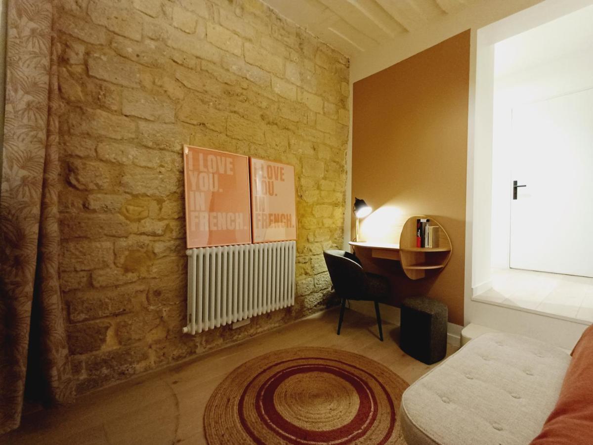 Happy Stay Paris - Suite Hotel De Ville Le Marais Exterior photo
