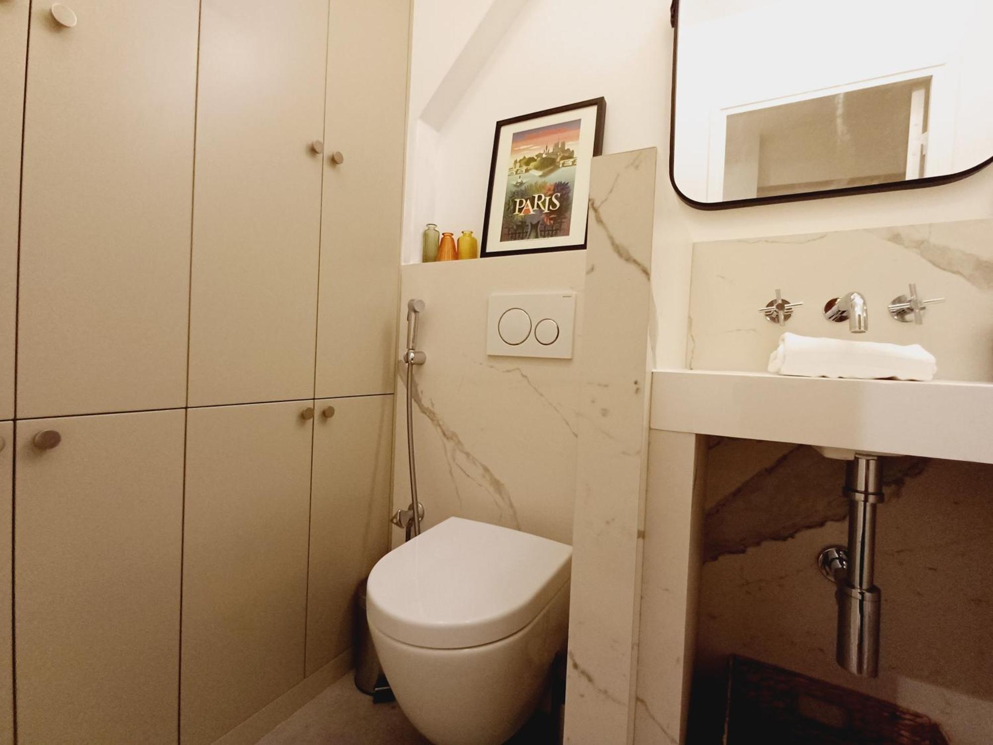 Happy Stay Paris - Suite Hotel De Ville Le Marais Exterior photo