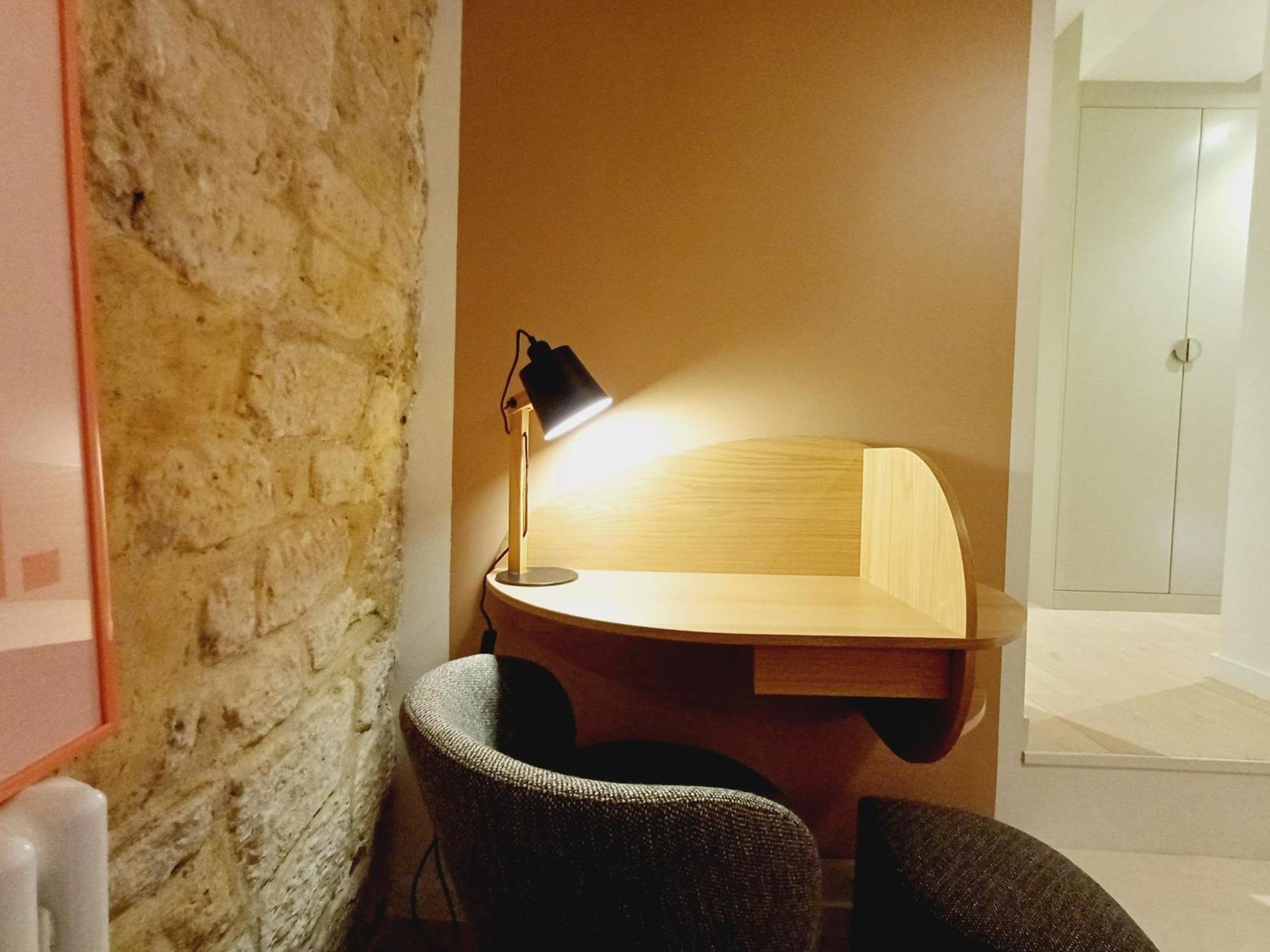 Happy Stay Paris - Suite Hotel De Ville Le Marais Exterior photo